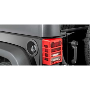    Lámpavédő rács Hátsó lámpán aluminium piros Jeep Wrangler JK 07-17 Rugged Ridge 11226.06 