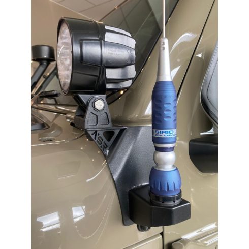 Tartós fényszóró és rádióantenna Jeep Wrangler JL 18- NSR az A-oszlop elején VA-ból 2 LED-hez, A-oszlop LED kockatartók elöl,
