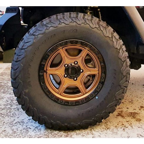 Alumínium felni 8,5 x 17 ET +18 KMC KM539 PORTAL Bronz Jeep Wrangler JK / JL  07-től KMC539 PORTAL Szatén fekete KM53978550618