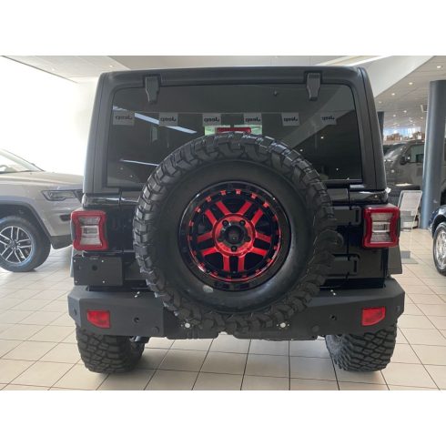 Alumínium felni 8,5 x 17 ET +18 KMC KM540 RECON fekete piros Jeep Wrangler JK / JL BJ 07-től KM54078550918 Fényes FEKETE PIROS TÜV-vel